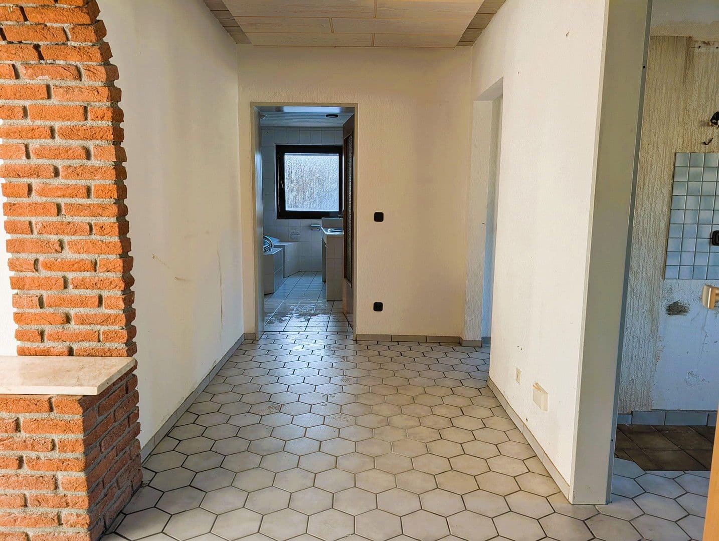Prodej bytu 3+1 95 m², Nachbarsweg 7, Mülheim an der Ruhr, Severní Porýní-Vestfálsko Prodej bytu 3+1 95 m², Nachbarsweg 7, Mülheim an der Ruhr, Severní Porýní-Vestfálsko