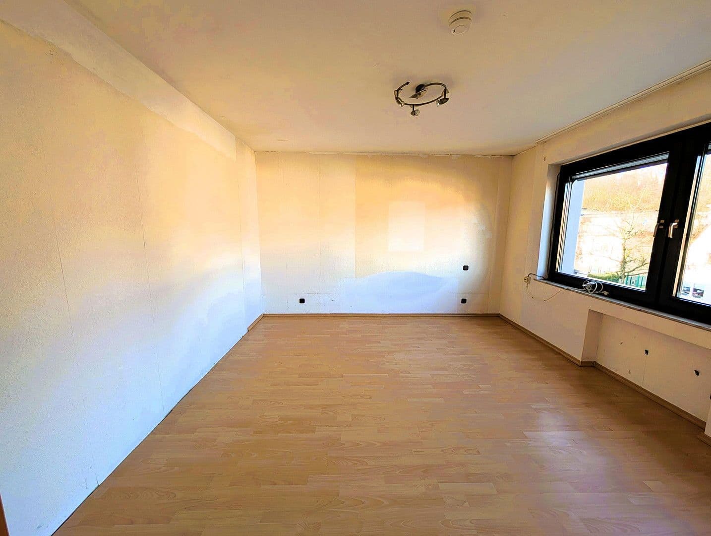 Prodej bytu 3+1 95 m², Nachbarsweg 7, Mülheim an der Ruhr, Severní Porýní-Vestfálsko Prodej bytu 3+1 95 m², Nachbarsweg 7, Mülheim an der Ruhr, Severní Porýní-Vestfálsko