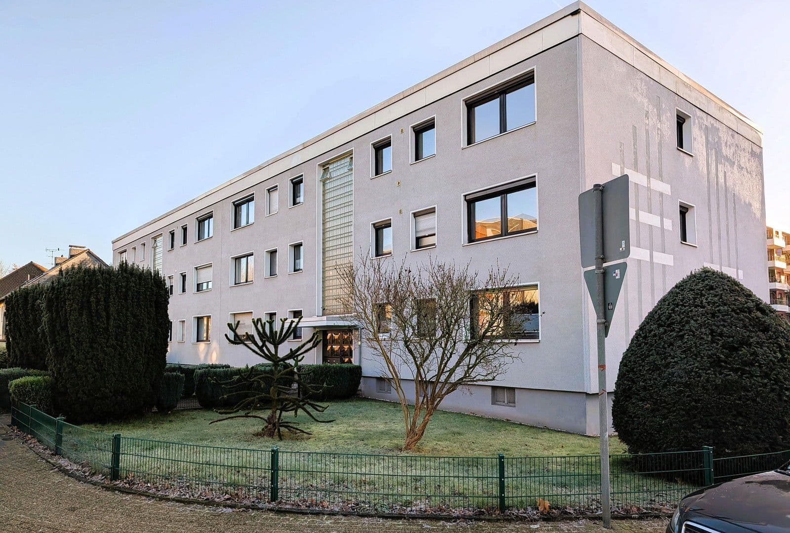 Prodej bytu 3+1 95 m², Nachbarsweg 7, Mülheim an der Ruhr, Severní Porýní-Vestfálsko Prodej bytu 3+1 95 m², Nachbarsweg 7, Mülheim an der Ruhr, Severní Porýní-Vestfálsko