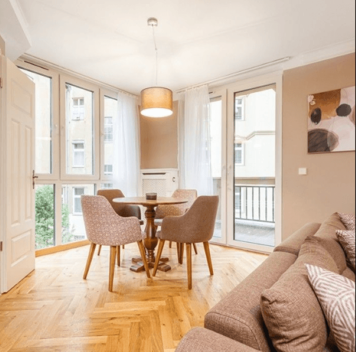 Pronájem bytu 2+1 65 m², Gitschiner Strasse 89a, Berlin, Berlín Pronájem bytu 2+1 65 m², Gitschiner Strasse 89a, Berlin, Berlín