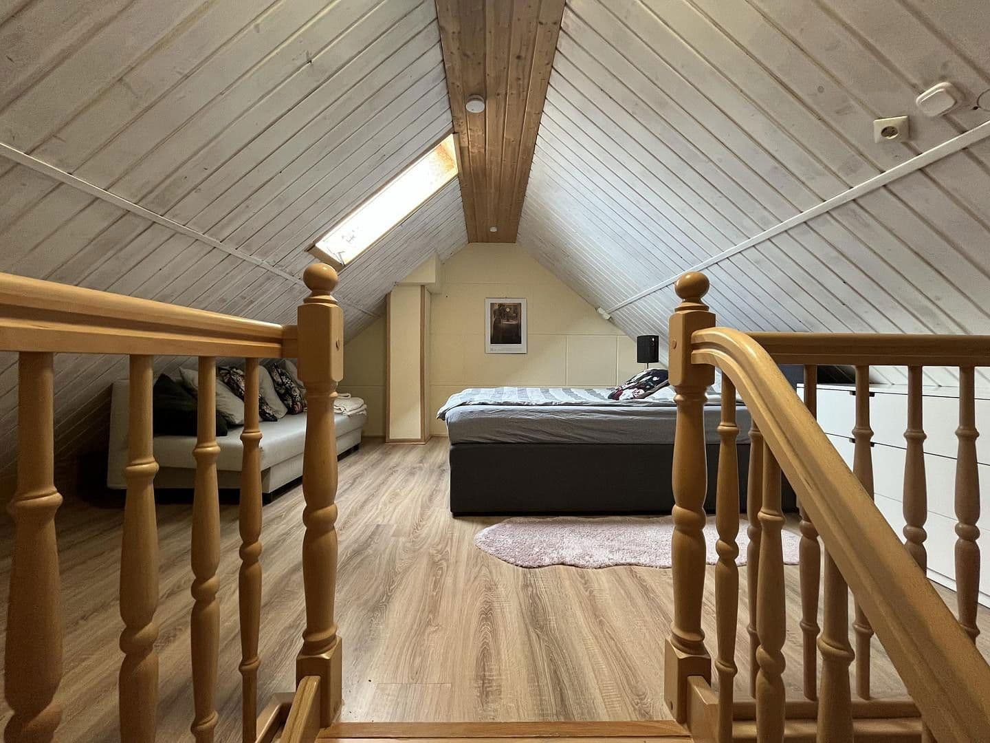 Prodej domu 120 m², pozemek 380 m², Berlin, Berlín Prodej domu 120 m², pozemek 380 m², Berlin, Berlín