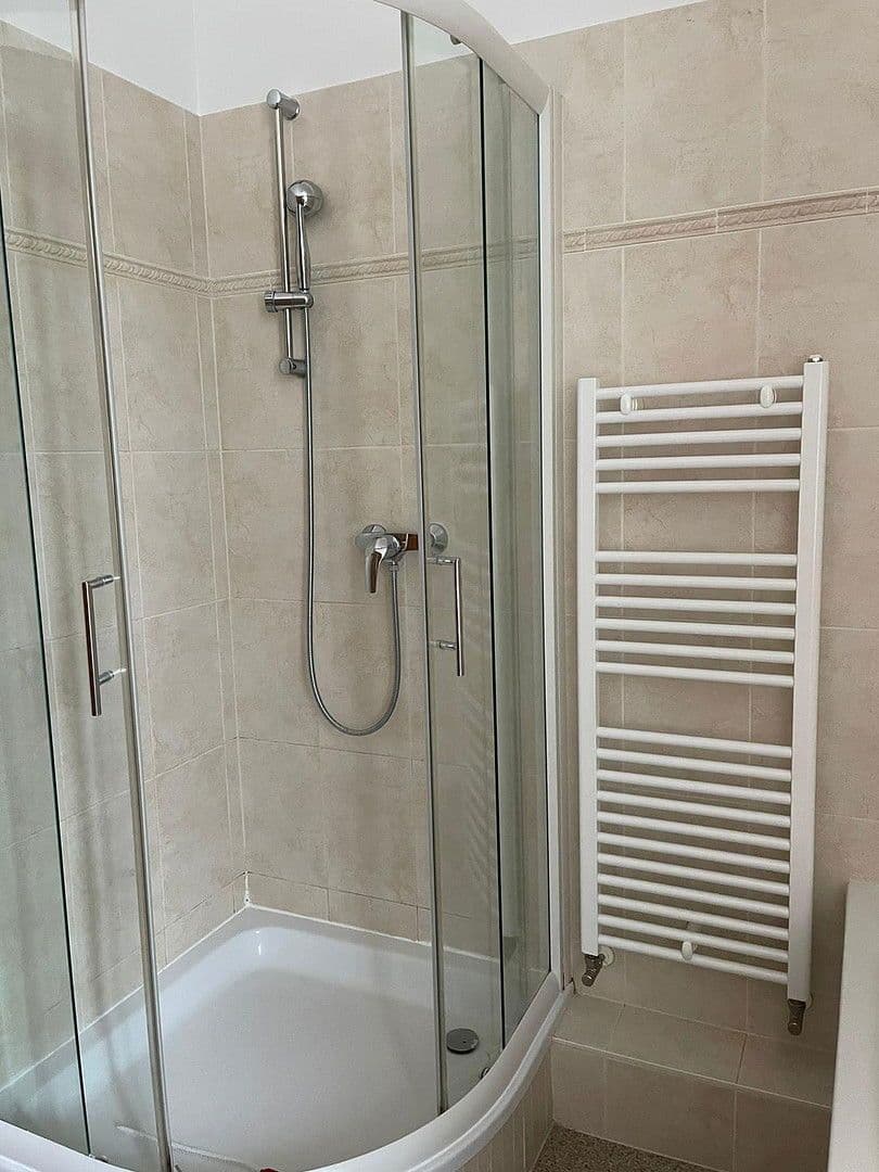 Pronájem bytu 3+1 77 m², Berlin, Berlín Pronájem bytu 3+1 77 m², Berlin, Berlín