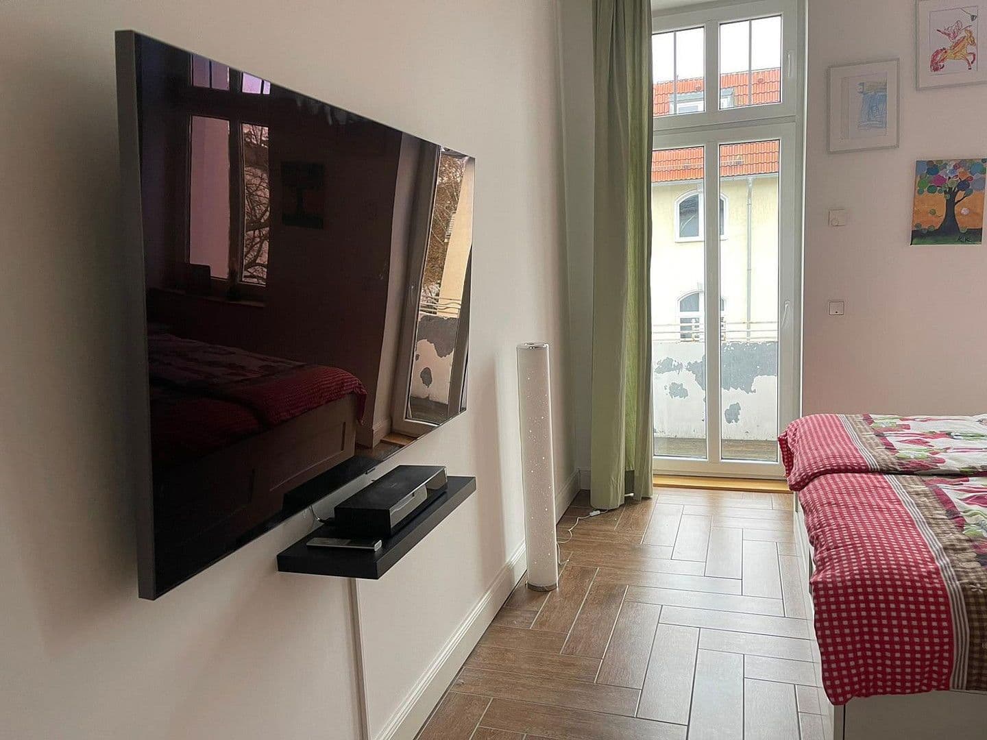 Pronájem bytu 3+1 77 m², Berlin, Berlín Pronájem bytu 3+1 77 m², Berlin, Berlín