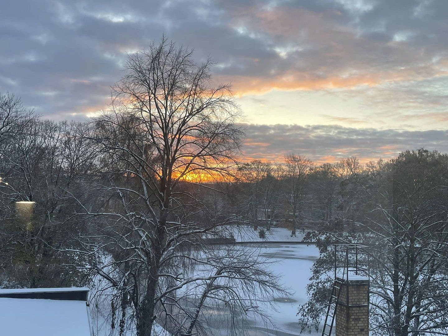 Pronájem bytu 3+1 77 m², Berlin, Berlín Pronájem bytu 3+1 77 m², Berlin, Berlín