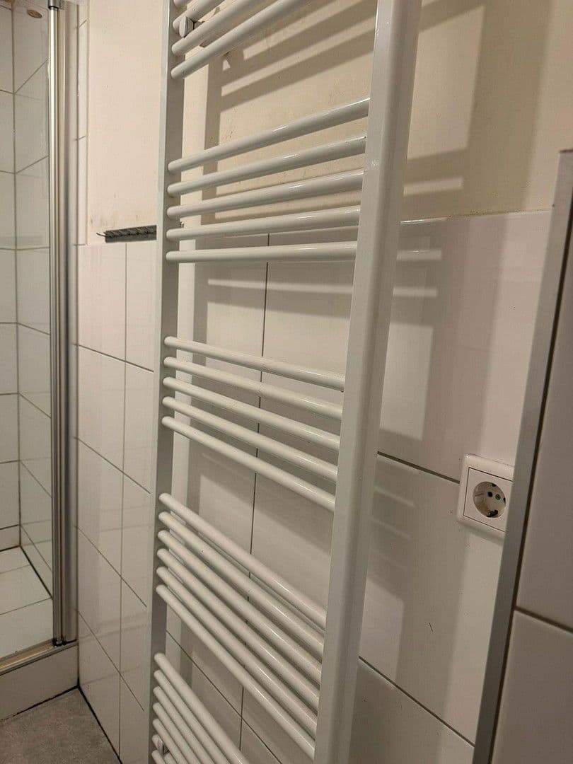 Pronájem bytu 3+kk 83 m², Langerfelder Straße 47, Wuppertal, Severní Porýní-Vestfálsko Pronájem bytu 3+kk 83 m², Langerfelder Straße 47, Wuppertal, Severní Porýní-Vestfálsko