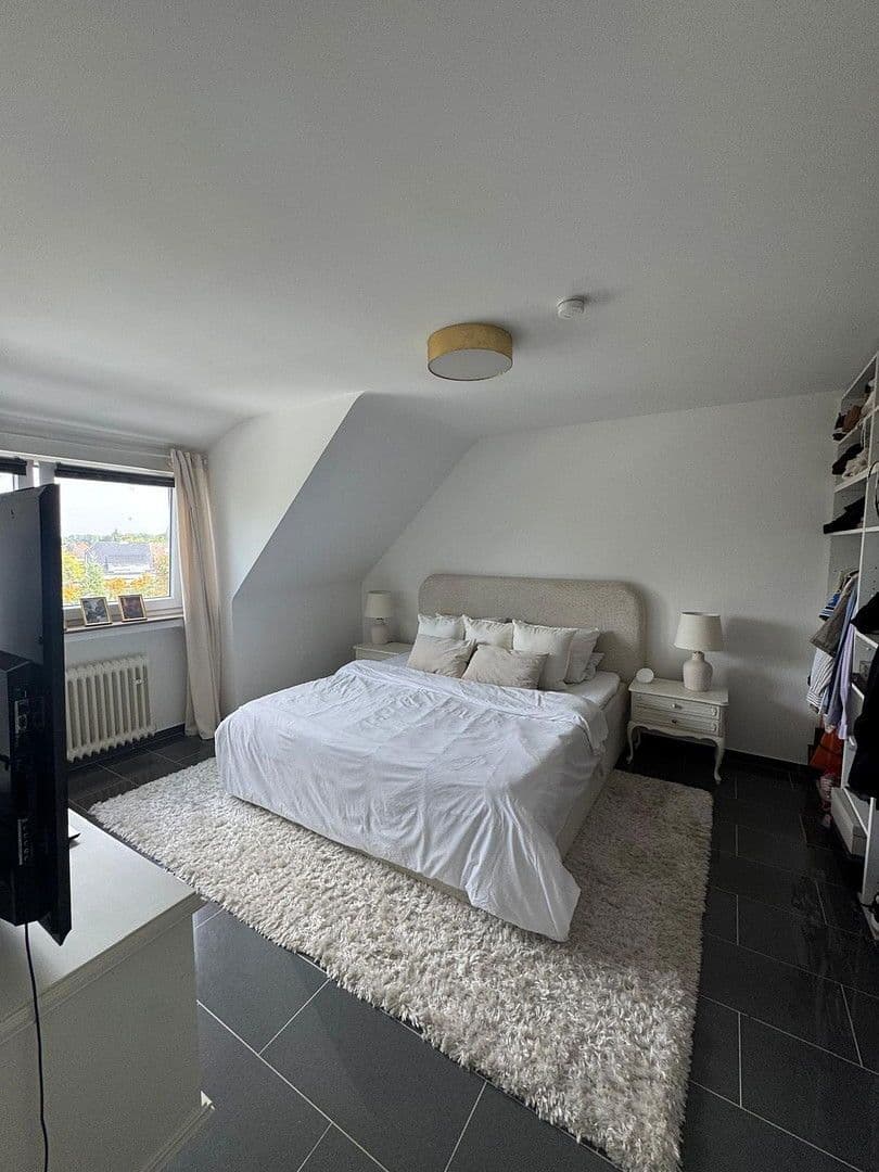 Prodej bytu 3+1 73 m², An der Rheinbahn 17, Meerbusch, Severní Porýní-Vestfálsko Prodej bytu 3+1 73 m², An der Rheinbahn 17, Meerbusch, Severní Porýní-Vestfálsko