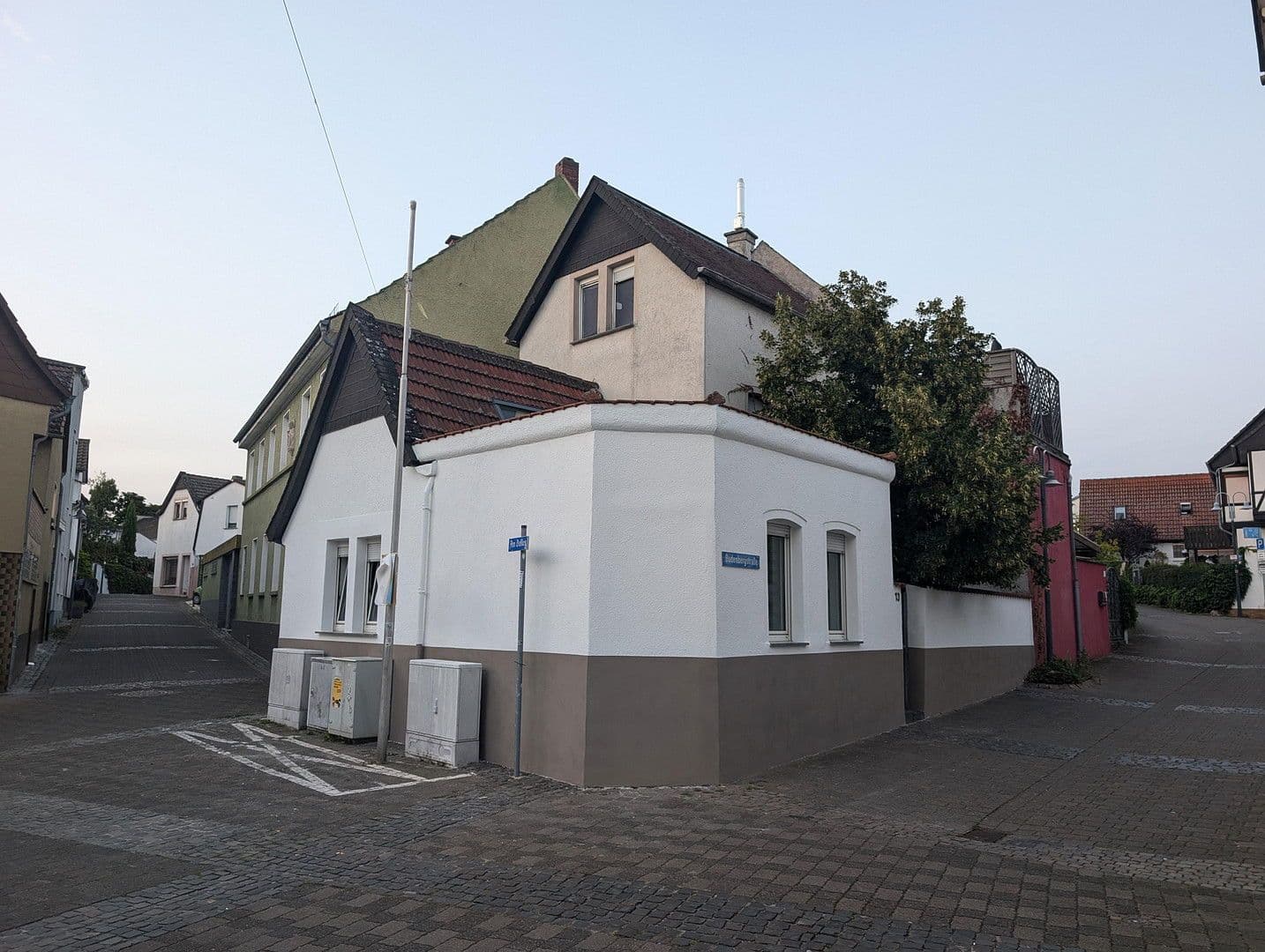 Pronájem bytu 2+1 30 m², Budenbergstraße 13, Budenheim, Porýní-Falc Pronájem bytu 2+1 30 m², Budenbergstraße 13, Budenheim, Porýní-Falc