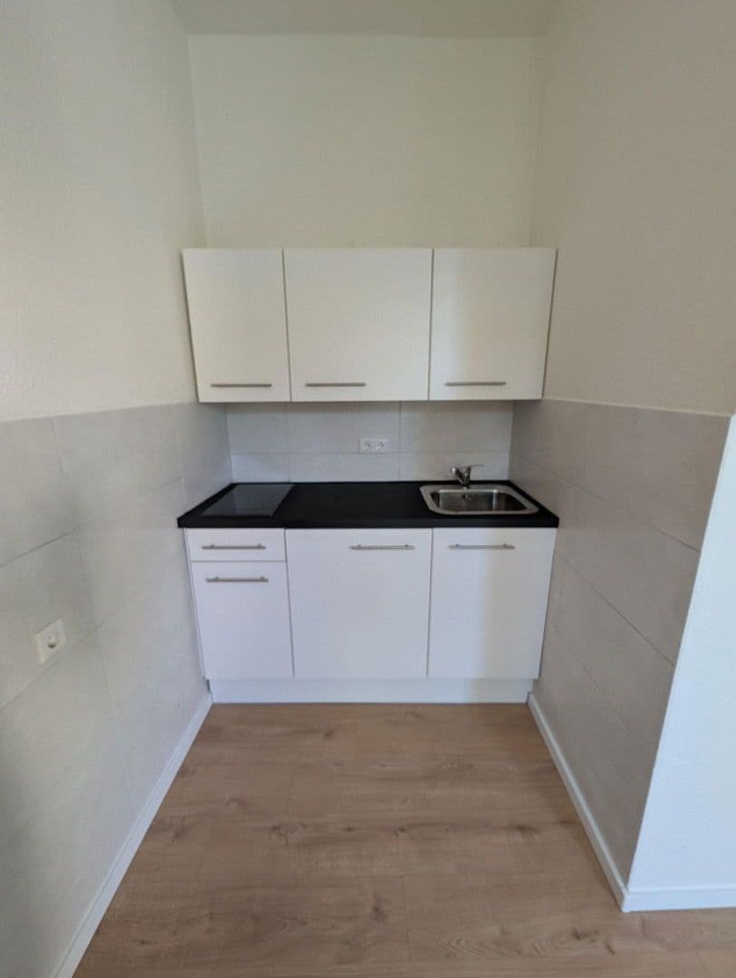 Pronájem bytu 2+1 30 m², Budenbergstraße 13, Budenheim, Porýní-Falc Pronájem bytu 2+1 30 m², Budenbergstraße 13, Budenheim, Porýní-Falc