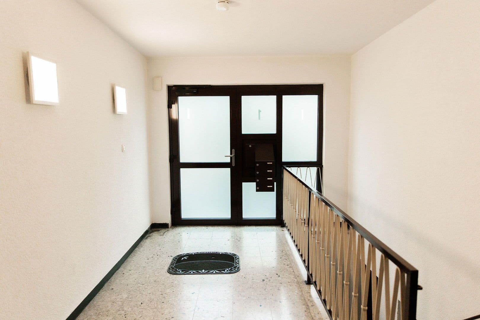 Prodej domu 386 m², pozemek 208 m², Röhrborngasse 1, Bergen-Enkheim, Hessen Prodej domu 386 m², pozemek 208 m², Röhrborngasse 1, Bergen-Enkheim, Hessen