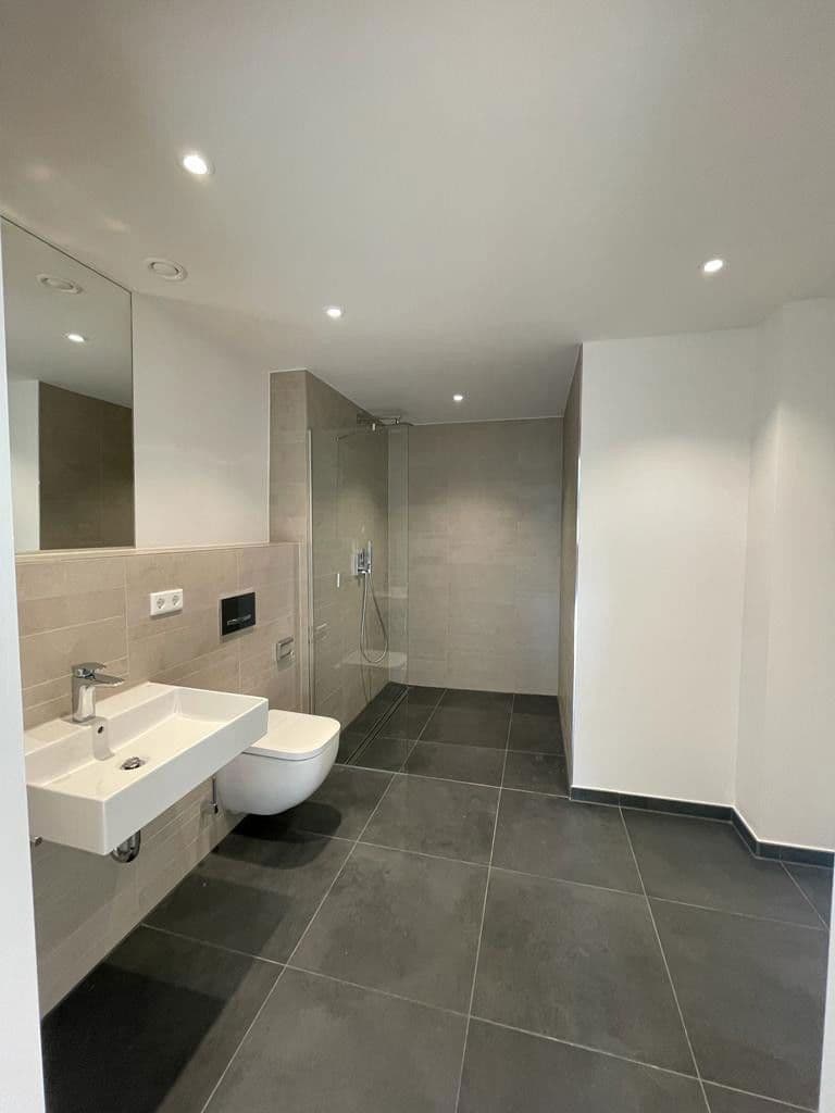 Pronájem bytu 2+1 61 m², Hanauer Landstraße 155-157, Frankfurt am Main, Hessen Pronájem bytu 2+1 61 m², Hanauer Landstraße 155-157, Frankfurt am Main, Hessen