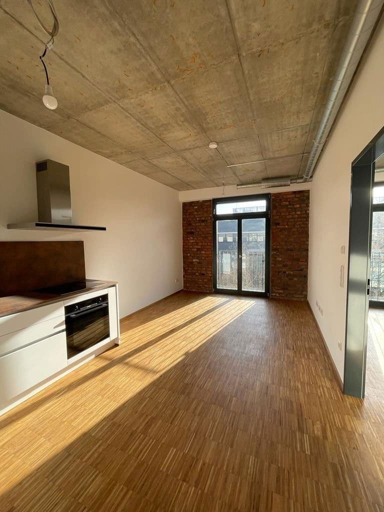 Pronájem bytu 2+1 61 m², Hanauer Landstraße 155-157, Frankfurt am Main, Hessen Pronájem bytu 2+1 61 m², Hanauer Landstraße 155-157, Frankfurt am Main, Hessen