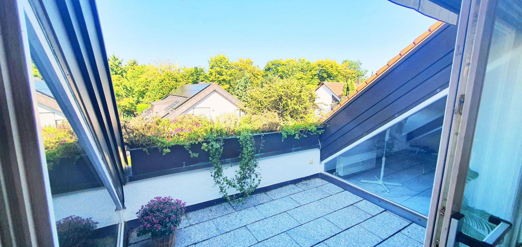 Prodej bytu 3+1 117 m², Berner Str. 8, Stuttgart, Bádensko-Württembersko Prodej bytu 3+1 117 m², Berner Str. 8, Stuttgart, Bádensko-Württembersko