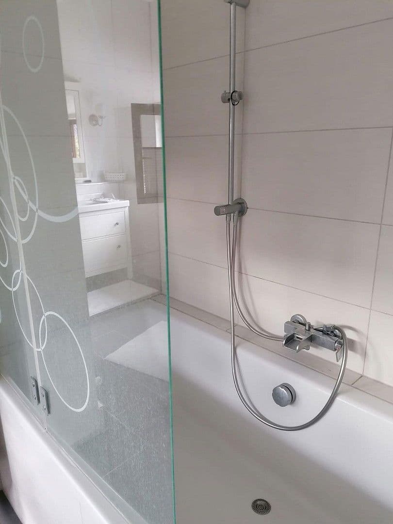 Prodej domu 122 m², pozemek 826 m², Bremen, Bremen Prodej domu 122 m², pozemek 826 m², Bremen, Bremen