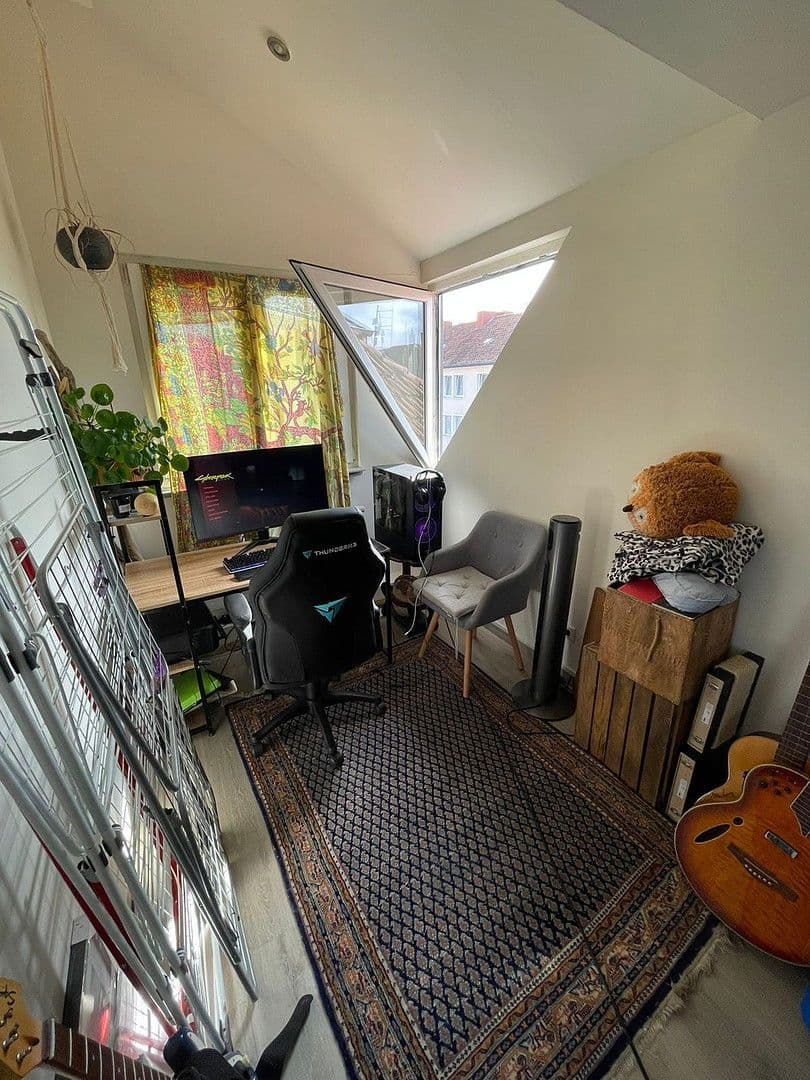 Pronájem bytu 3+1 69 m², Georgstr. 11, Osnabrück, Dolní Sasko Pronájem bytu 3+1 69 m², Georgstr. 11, Osnabrück, Dolní Sasko