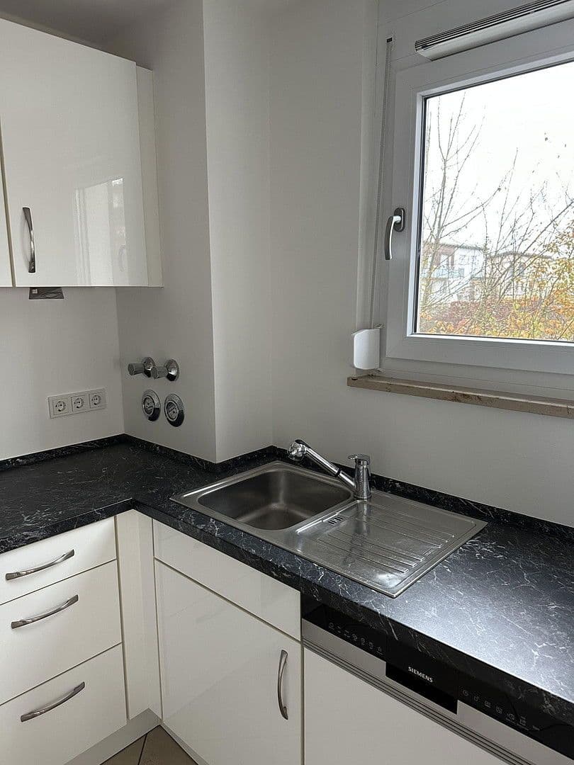 Pronájem bytu 3+1 80 m², Garching, Bavorsko Pronájem bytu 3+1 80 m², Garching, Bavorsko