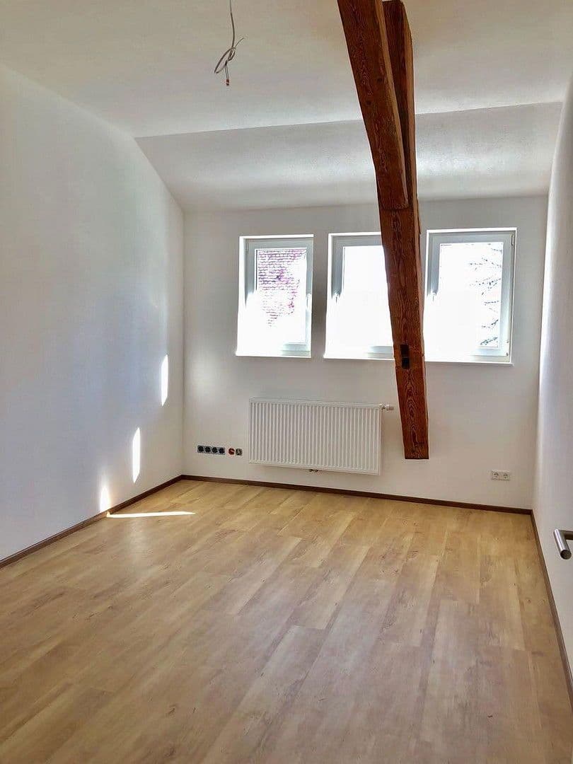 Pronájem bytu 19 m², Marktplatz 12, Furtwangen im Schwarzwald, Bádensko-Württembersko Pronájem bytu 19 m², Marktplatz 12, Furtwangen im Schwarzwald, Bádensko-Württembersko