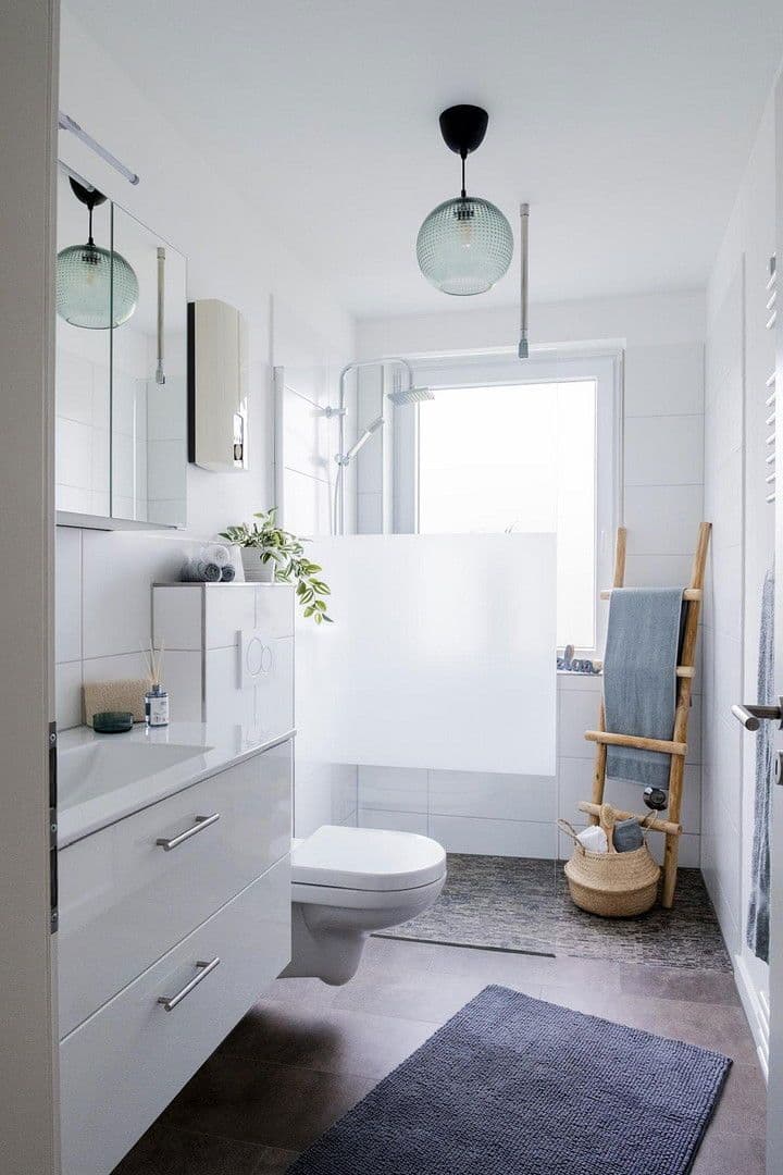 Prodej bytu 3+1 72 m², Hebbelstr. 6, Bremen, Bremen Prodej bytu 3+1 72 m², Hebbelstr. 6, Bremen, Bremen