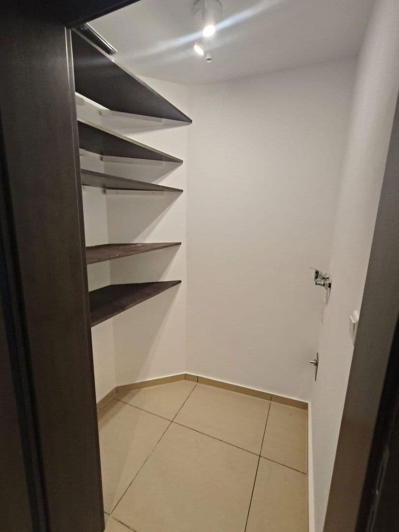 Prodej bytu 5+1 126 m², Zirndorf, Bavorsko Prodej bytu 5+1 126 m², Zirndorf, Bavorsko