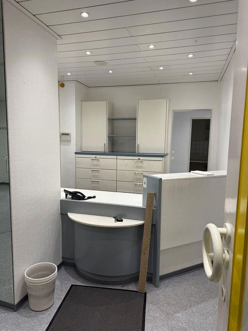 Pronájem kanceláře 110 m², Kurhausstrasse 101a, Herne, Severní Porýní-Vestfálsko Pronájem kanceláře 110 m², Kurhausstrasse 101a, Herne, Severní Porýní-Vestfálsko