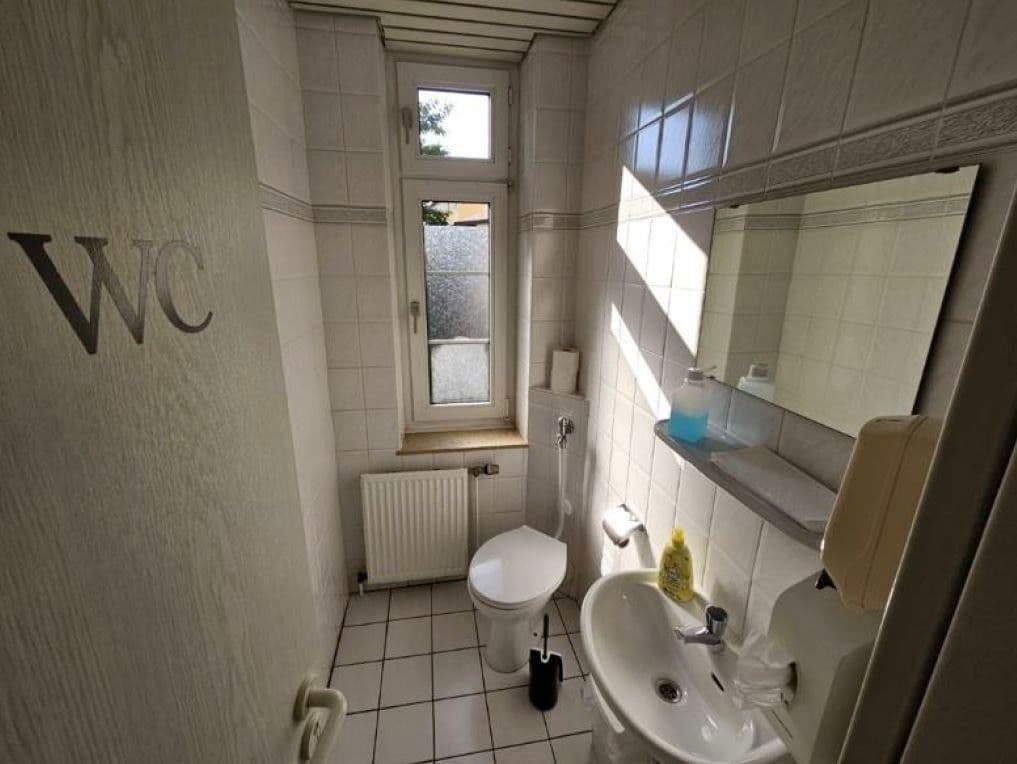 Pronájem kanceláře 110 m², Kurhausstrasse 101a, Herne, Severní Porýní-Vestfálsko Pronájem kanceláře 110 m², Kurhausstrasse 101a, Herne, Severní Porýní-Vestfálsko