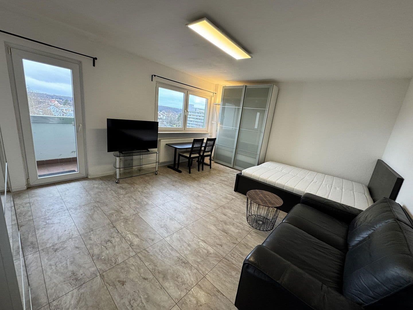 Pronájem bytu 1+1 32 m², Michelstädter Weg 5, Dietzenbach, Hessen Pronájem bytu 1+1 32 m², Michelstädter Weg 5, Dietzenbach, Hessen