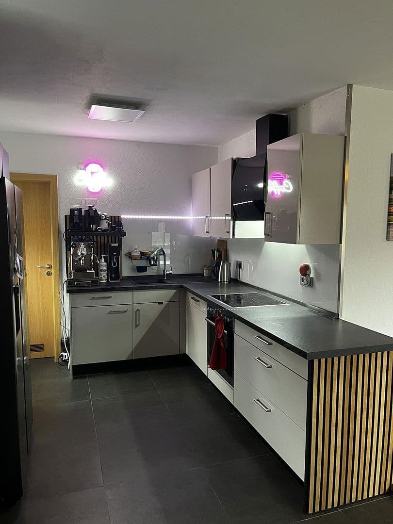 Prodej domu 142 m², pozemek 467 m², Naurath (Eifel), Porýní-Falc Prodej domu 142 m², pozemek 467 m², Naurath (Eifel), Porýní-Falc