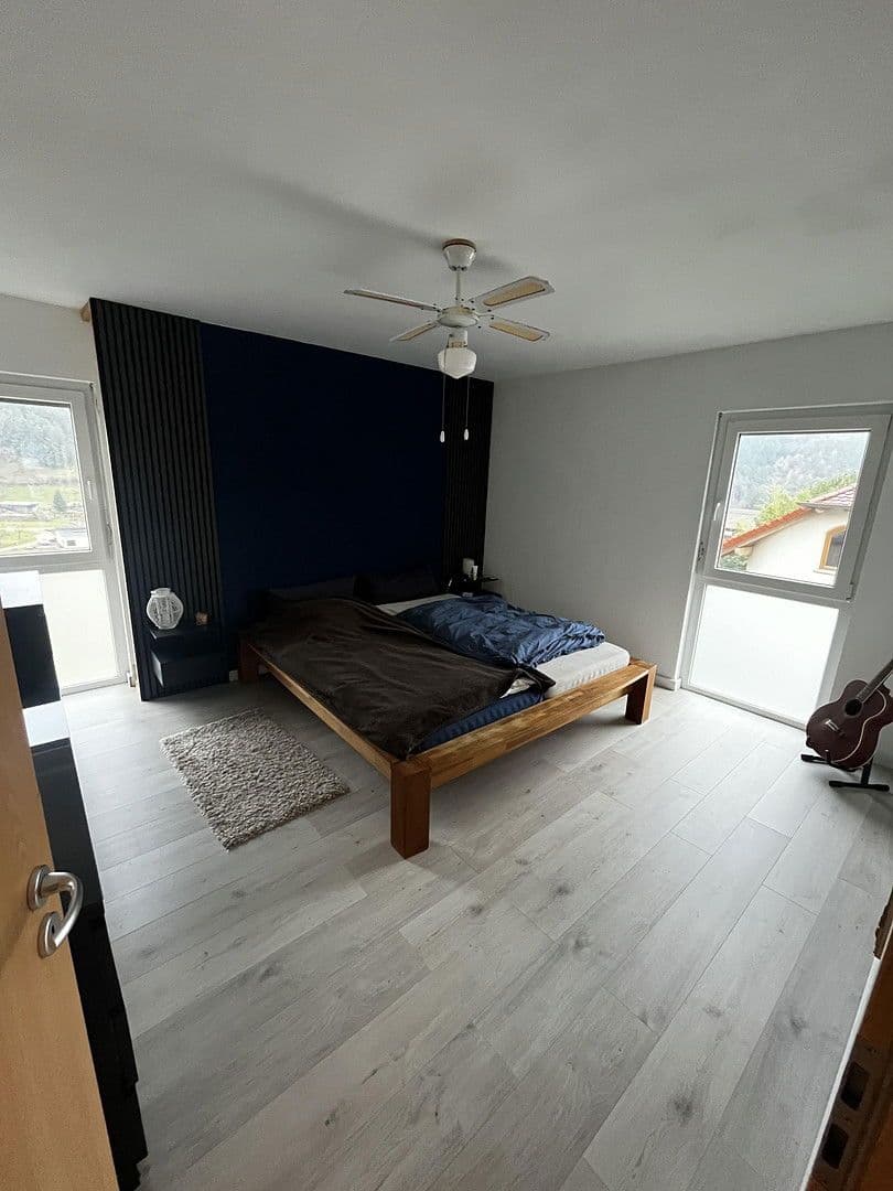 Prodej domu 142 m², pozemek 467 m², Naurath (Eifel), Porýní-Falc Prodej domu 142 m², pozemek 467 m², Naurath (Eifel), Porýní-Falc