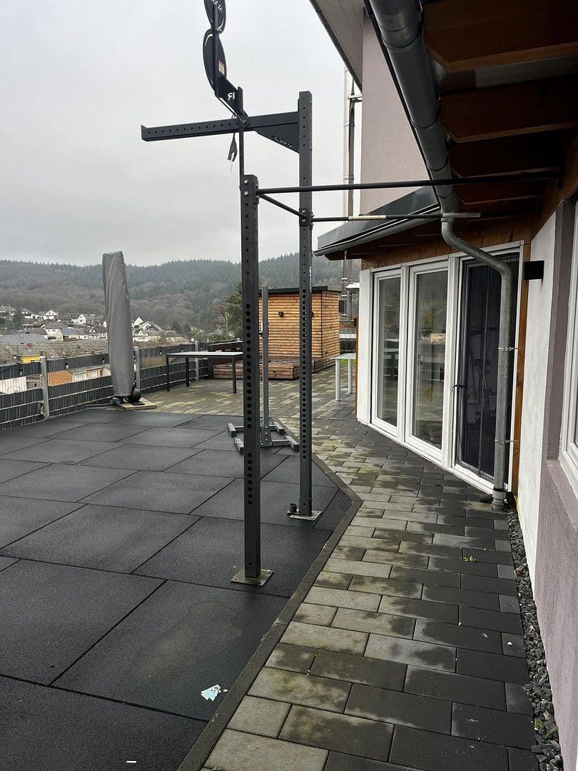 Prodej domu 142 m², pozemek 467 m², Naurath (Eifel), Porýní-Falc Prodej domu 142 m², pozemek 467 m², Naurath (Eifel), Porýní-Falc