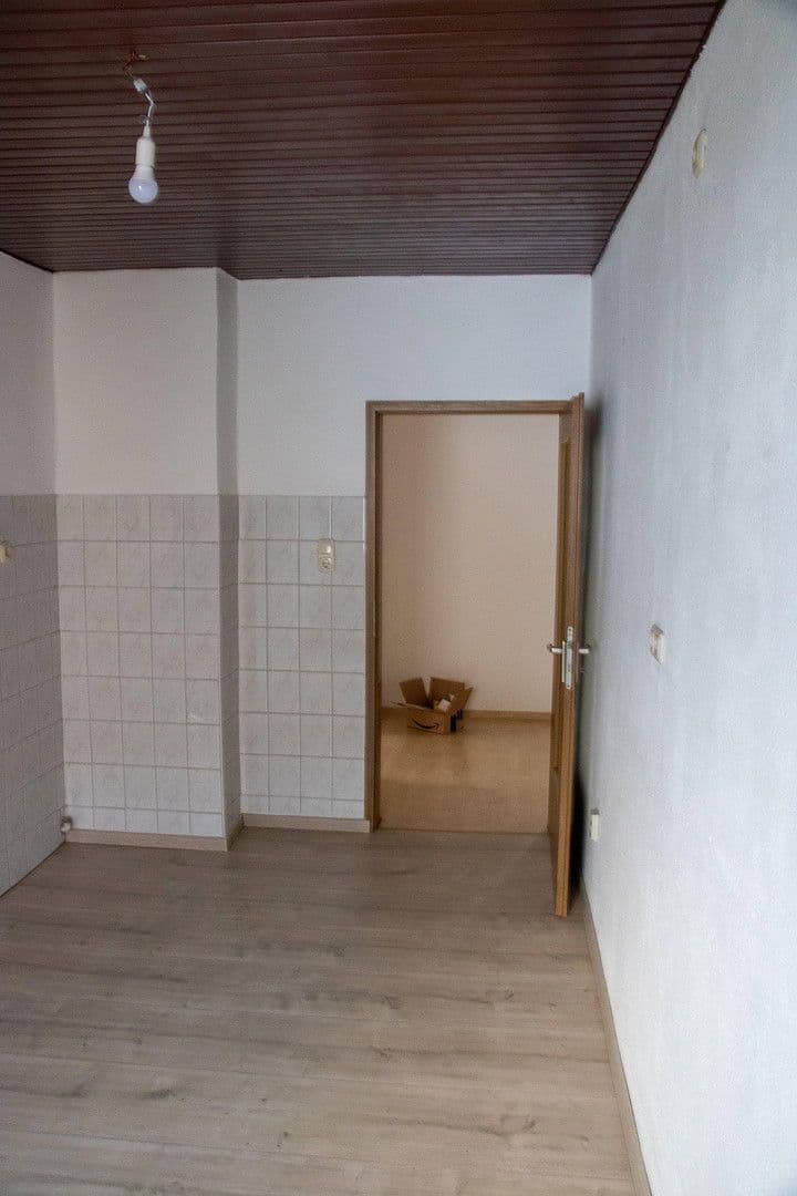 Pronájem bytu 6+1 108 m², Schützenstraße 4, Hof, Bavorsko Pronájem bytu 6+1 108 m², Schützenstraße 4, Hof, Bavorsko