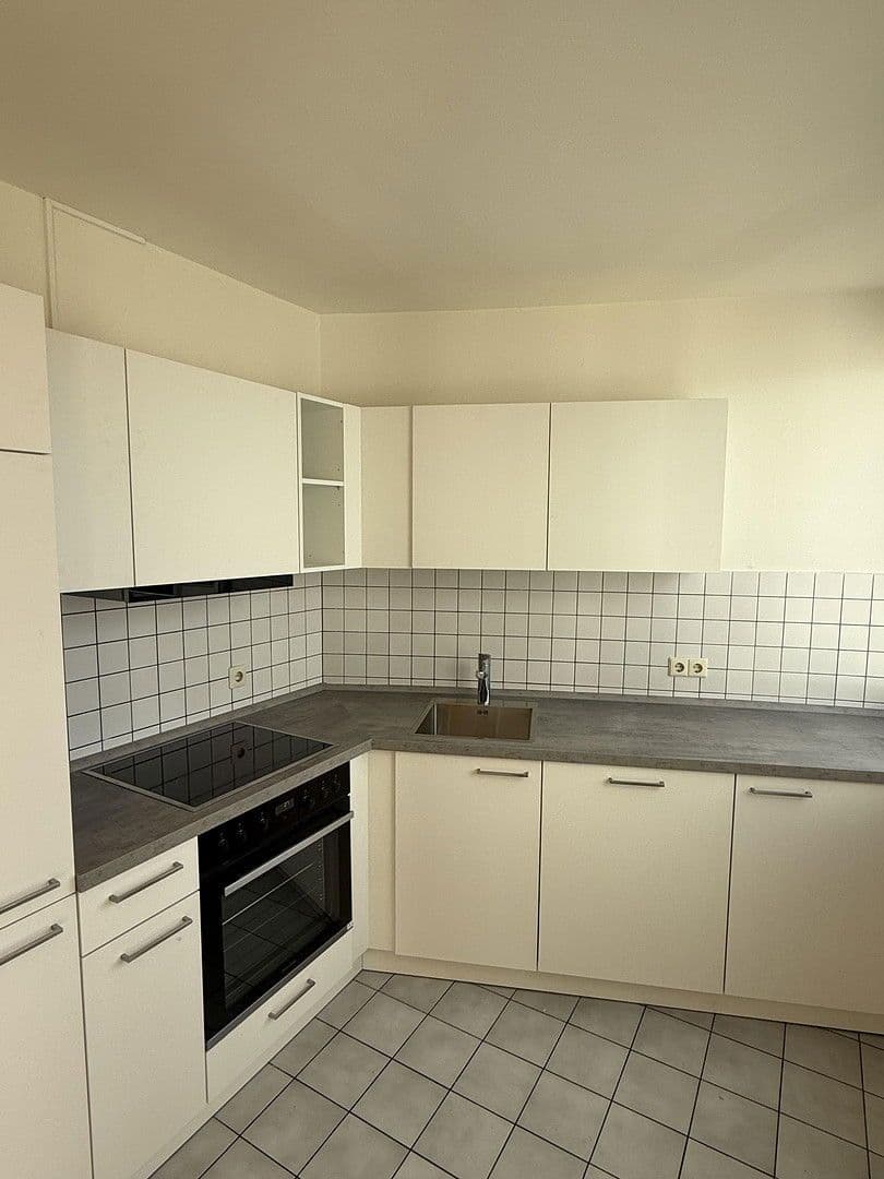 Prodej bytu 3+1 80 m², Öhringen, Bádensko-Württembersko Prodej bytu 3+1 80 m², Öhringen, Bádensko-Württembersko