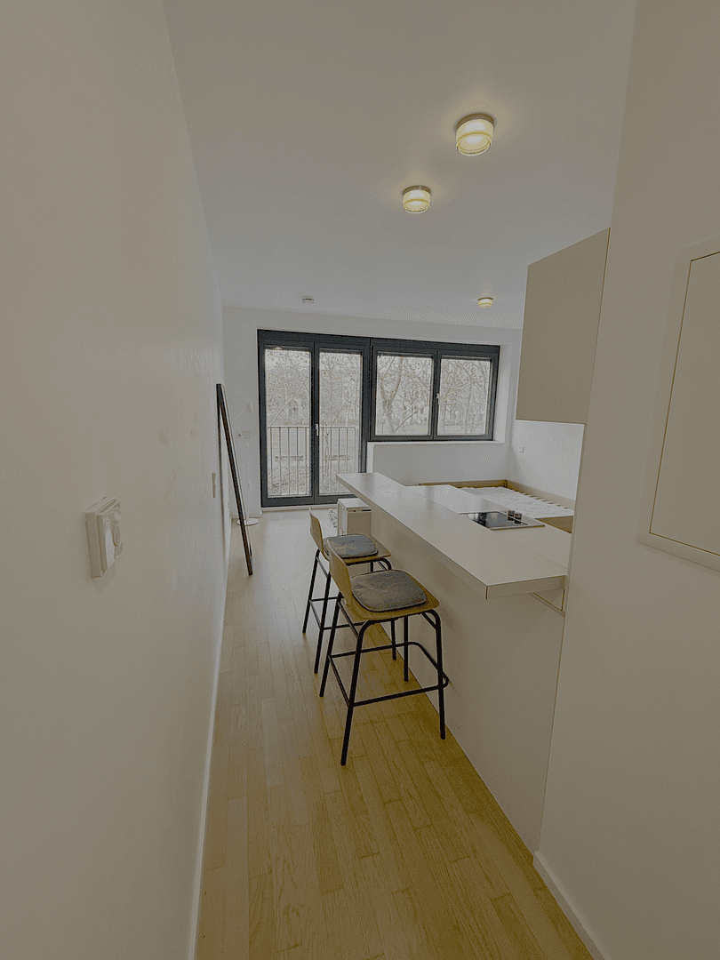 Pronájem bytu 1+1 28 m², Mariannenplatz 21, Berlin, Berlín Pronájem bytu 1+1 28 m², Mariannenplatz 21, Berlin, Berlín