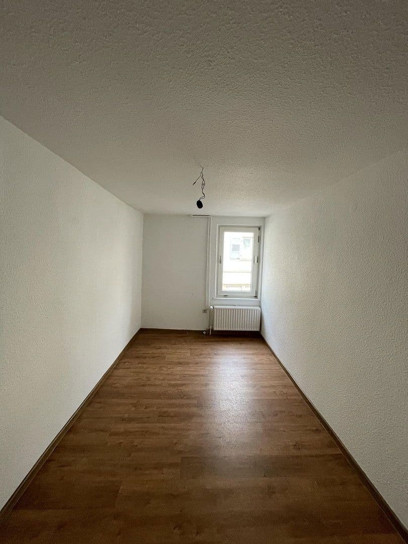 Pronájem bytu 4+1 116 m², Hindenburgerstr 96, Neustadt an der Weinstraße, Porýní-Falc Pronájem bytu 4+1 116 m², Hindenburgerstr 96, Neustadt an der Weinstraße, Porýní-Falc