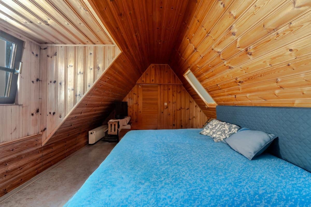 Pronájem bytu 4+1 116 m², Hindenburgerstr 96, Neustadt an der Weinstraße, Porýní-Falc Pronájem bytu 4+1 116 m², Hindenburgerstr 96, Neustadt an der Weinstraße, Porýní-Falc