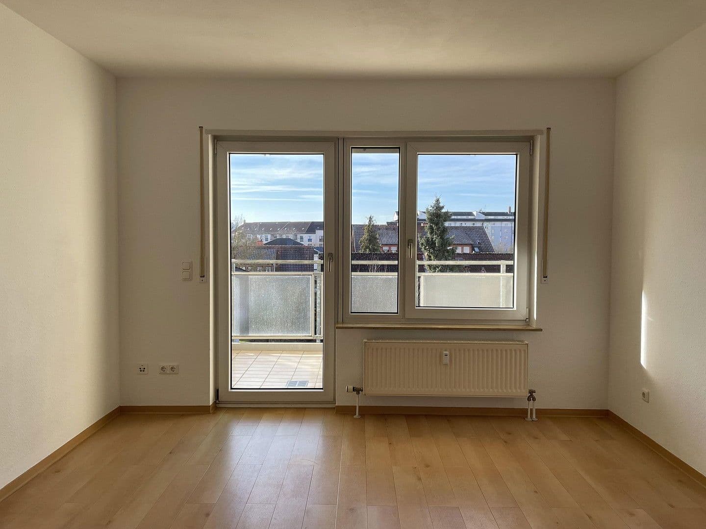 Prodej bytu 3+1 79 m², Mainz-Kastel, Hessen Prodej bytu 3+1 79 m², Mainz-Kastel, Hessen