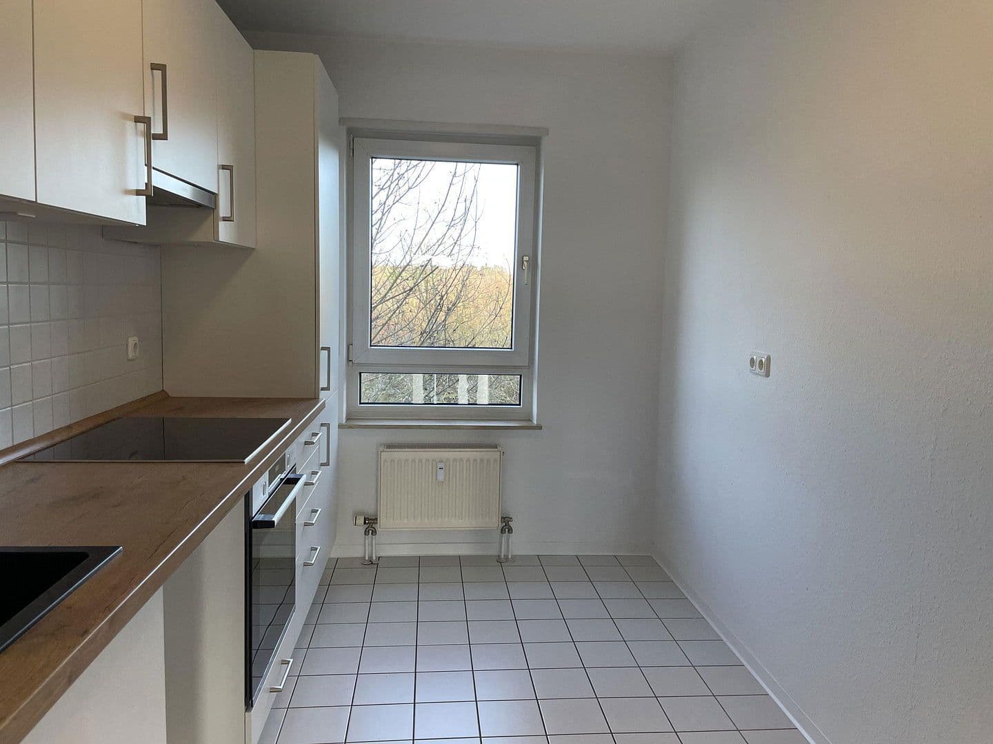 Prodej bytu 3+1 79 m², Mainz-Kastel, Hessen Prodej bytu 3+1 79 m², Mainz-Kastel, Hessen