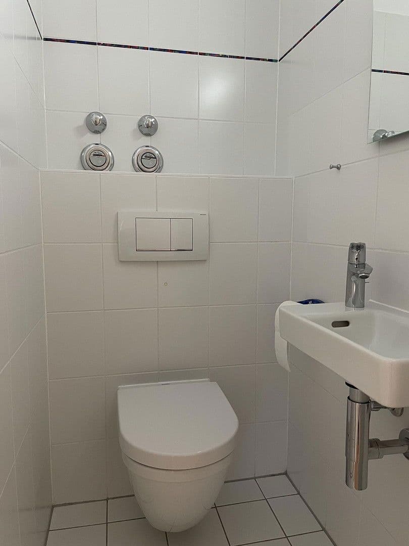 Prodej bytu 3+1 79 m², Mainz-Kastel, Hessen Prodej bytu 3+1 79 m², Mainz-Kastel, Hessen