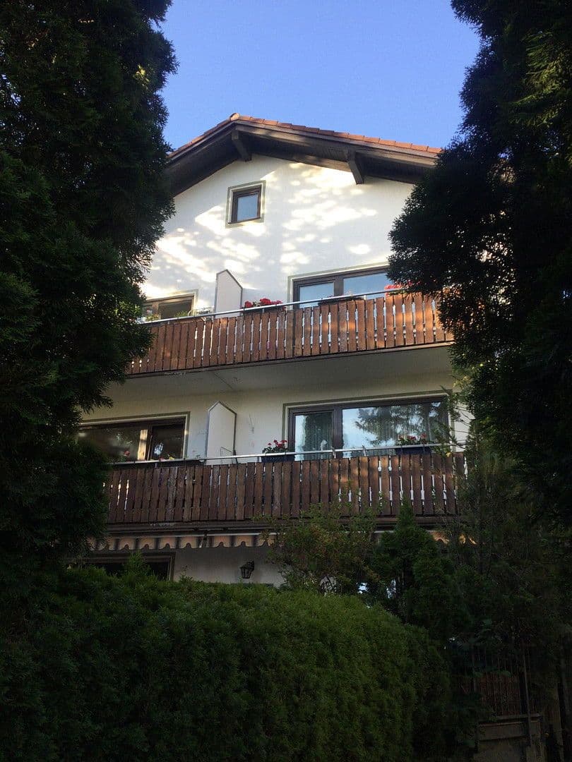 Pronájem bytu 2+1 55 m², Salierstrasse 4, München, Bavorsko Pronájem bytu 2+1 55 m², Salierstrasse 4, München, Bavorsko