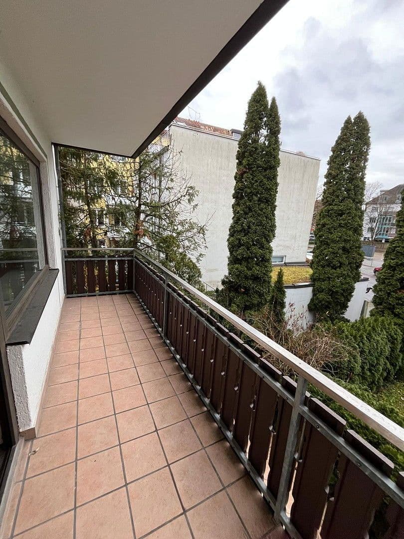 Pronájem bytu 2+1 55 m², Salierstrasse 4, München, Bavorsko Pronájem bytu 2+1 55 m², Salierstrasse 4, München, Bavorsko