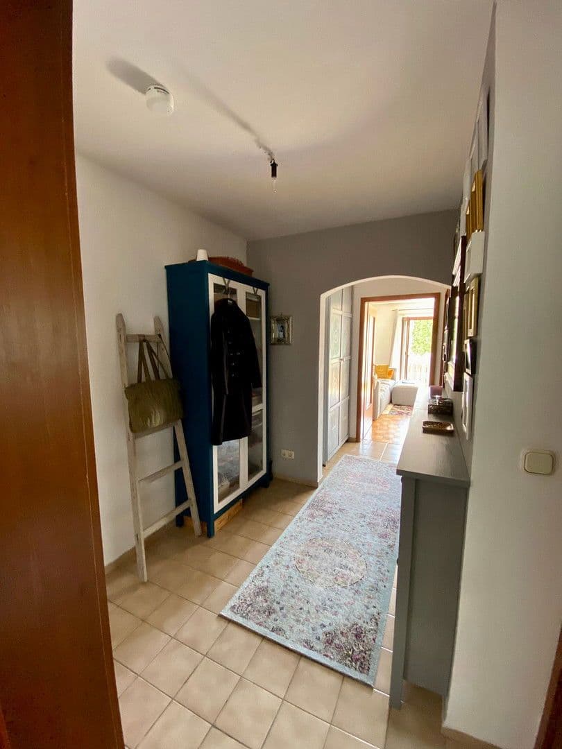 Pronájem bytu 2+1 55 m², Salierstrasse 4, München, Bavorsko Pronájem bytu 2+1 55 m², Salierstrasse 4, München, Bavorsko