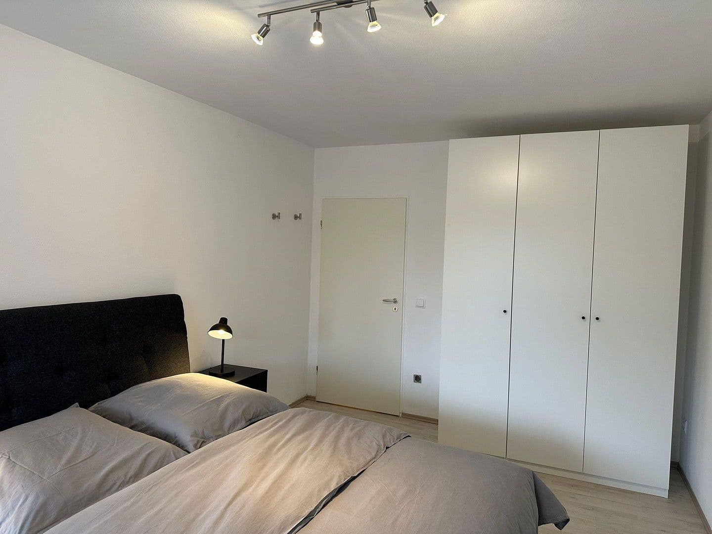 Pronájem bytu 2+1 71 m², Muenchen, Bavorsko Pronájem bytu 2+1 71 m², Muenchen, Bavorsko