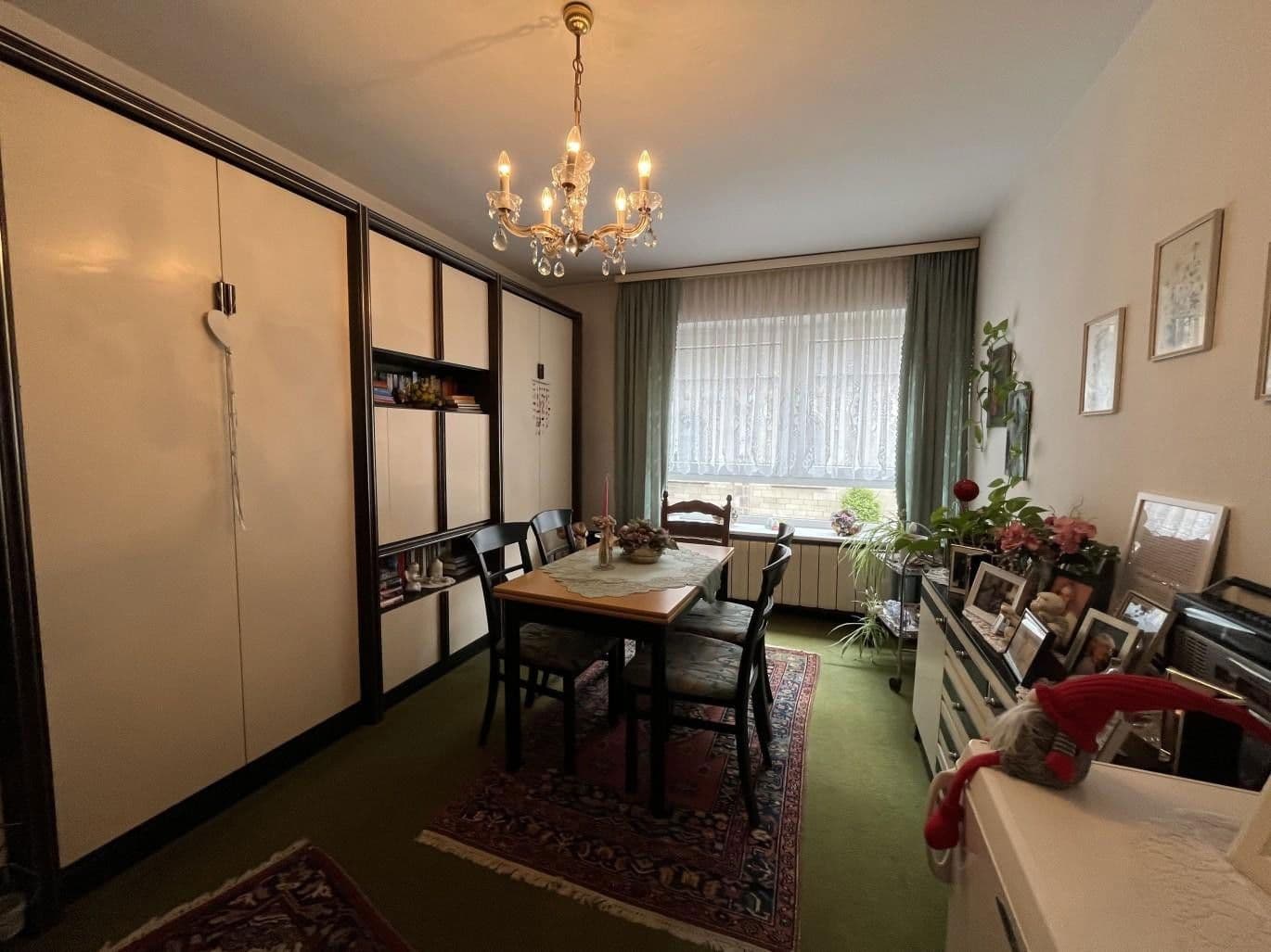 Prodej bytu 3+1 94 m², Rather Kirchplatz 1, Düsseldorf, Severní Porýní-Vestfálsko Prodej bytu 3+1 94 m², Rather Kirchplatz 1, Düsseldorf, Severní Porýní-Vestfálsko