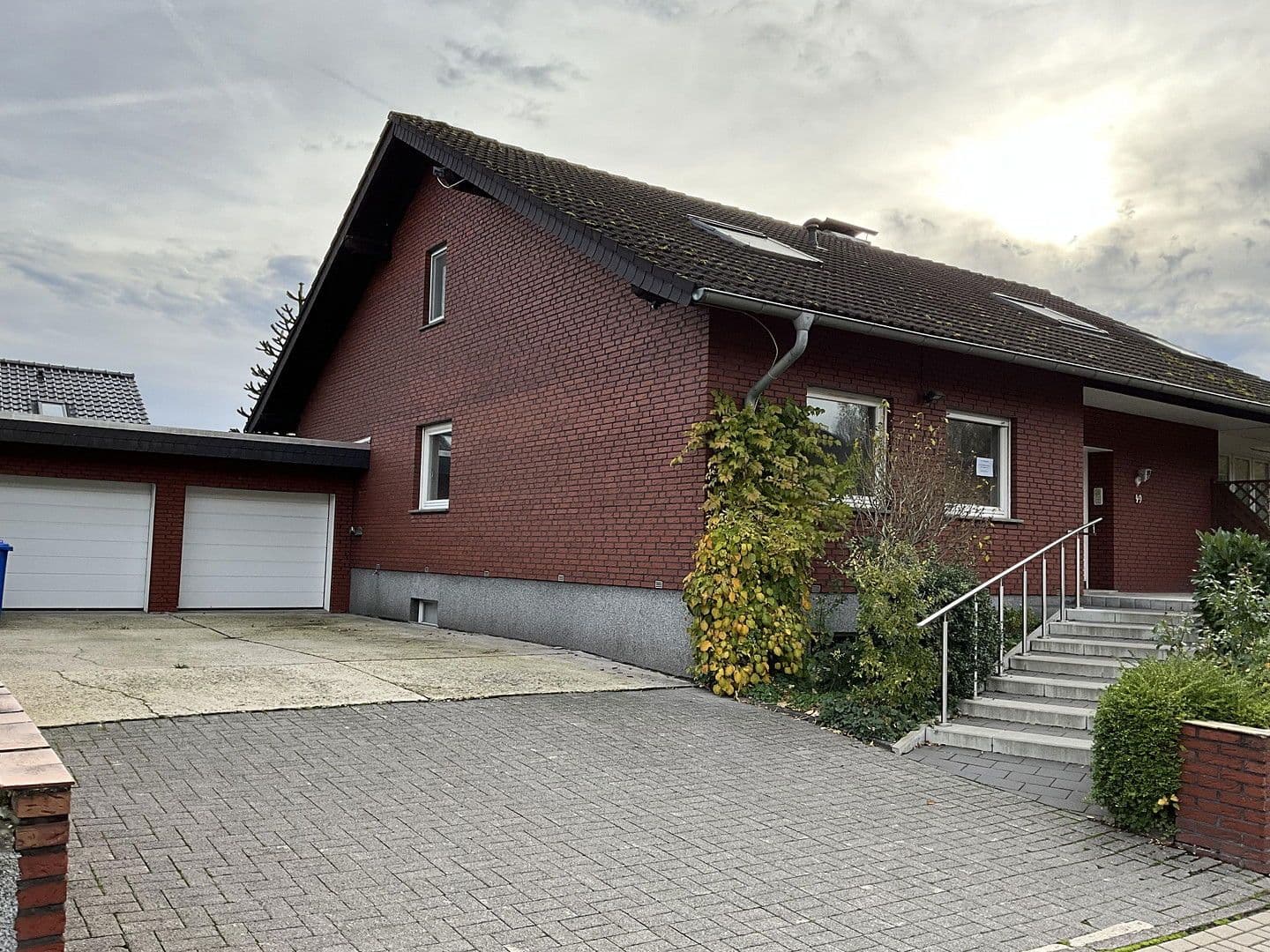 Prodej domu 210 m², pozemek 625 m², Delbrück, Severní Porýní-Vestfálsko Prodej domu 210 m², pozemek 625 m², Delbrück, Severní Porýní-Vestfálsko