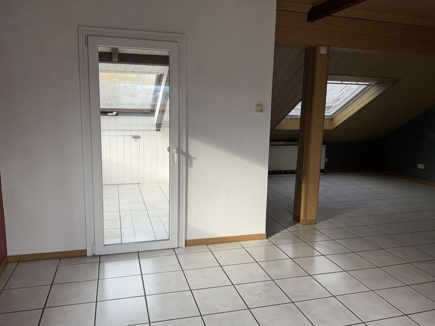 Prodej domu 210 m², pozemek 625 m², Delbrück, Severní Porýní-Vestfálsko Prodej domu 210 m², pozemek 625 m², Delbrück, Severní Porýní-Vestfálsko