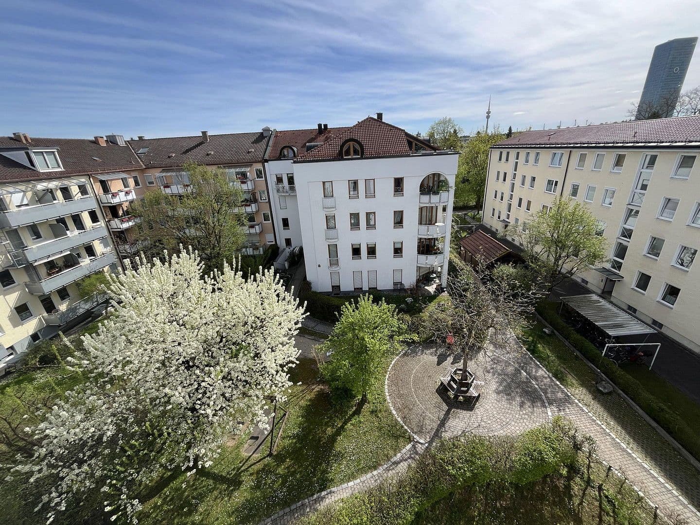 Prodej bytu 3+1 90 m², München, Bavorsko Prodej bytu 3+1 90 m², München, Bavorsko