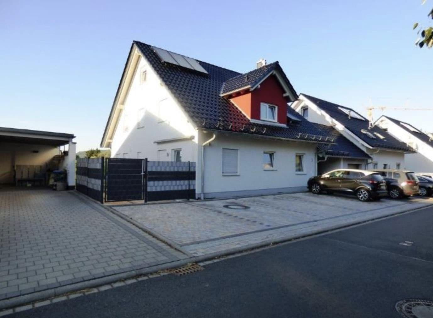 Prodej domu 206 m², pozemek 517 m², Elsenfeld, Bavorsko Prodej domu 206 m², pozemek 517 m², Elsenfeld, Bavorsko