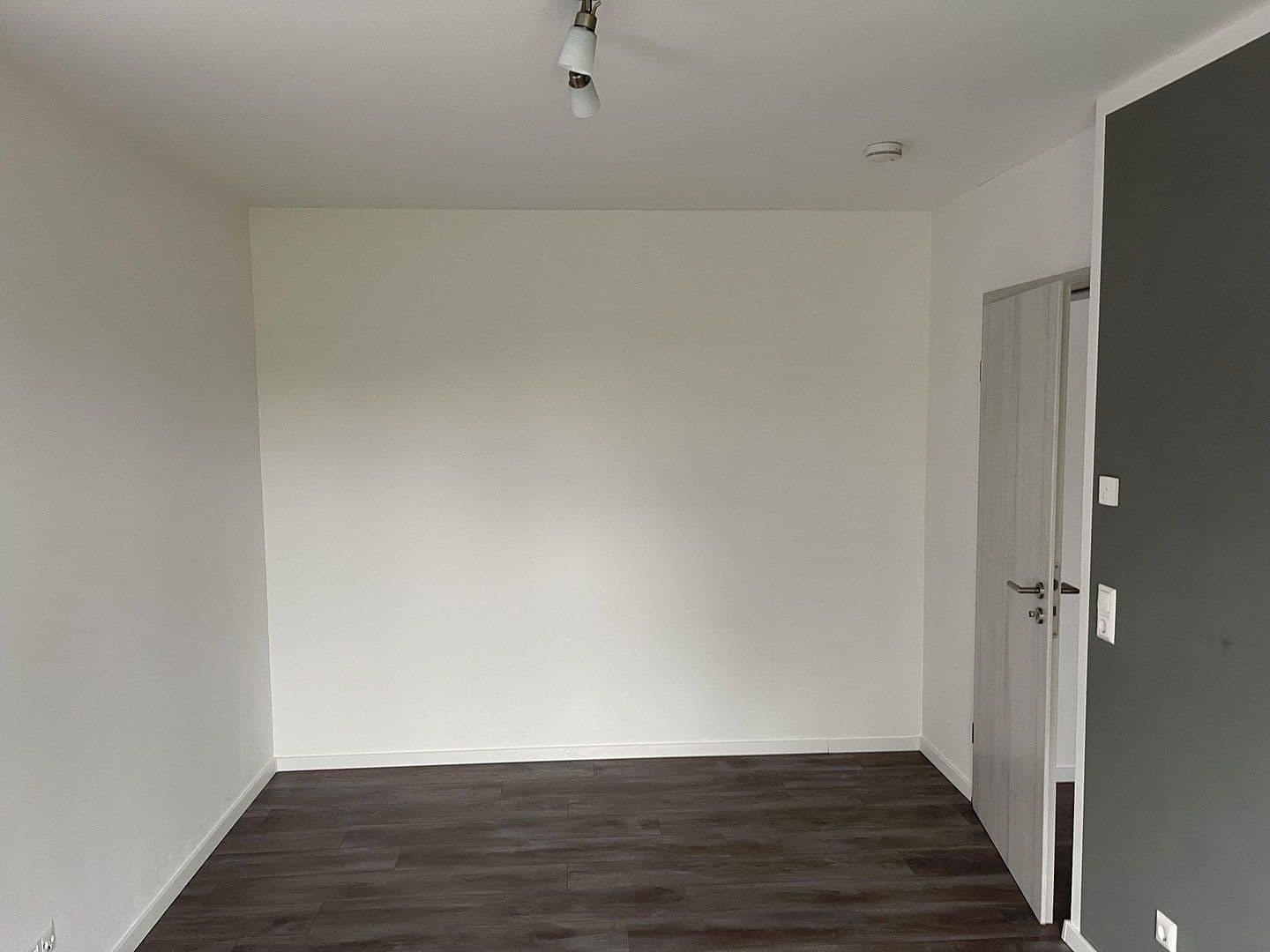 Prodej domu 206 m², pozemek 517 m², Elsenfeld, Bavorsko Prodej domu 206 m², pozemek 517 m², Elsenfeld, Bavorsko