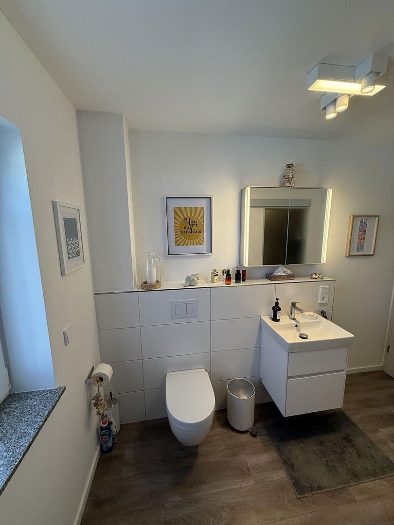 Prodej domu 206 m², pozemek 517 m², Elsenfeld, Bavorsko Prodej domu 206 m², pozemek 517 m², Elsenfeld, Bavorsko