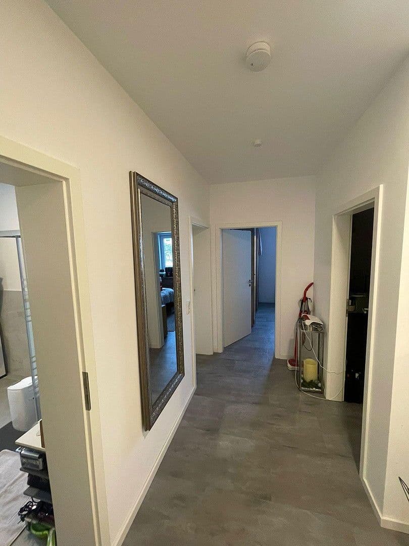 Pronájem bytu 3+1 90 m², Goethestraße 4, Sarstedt, Dolní Sasko Pronájem bytu 3+1 90 m², Goethestraße 4, Sarstedt, Dolní Sasko