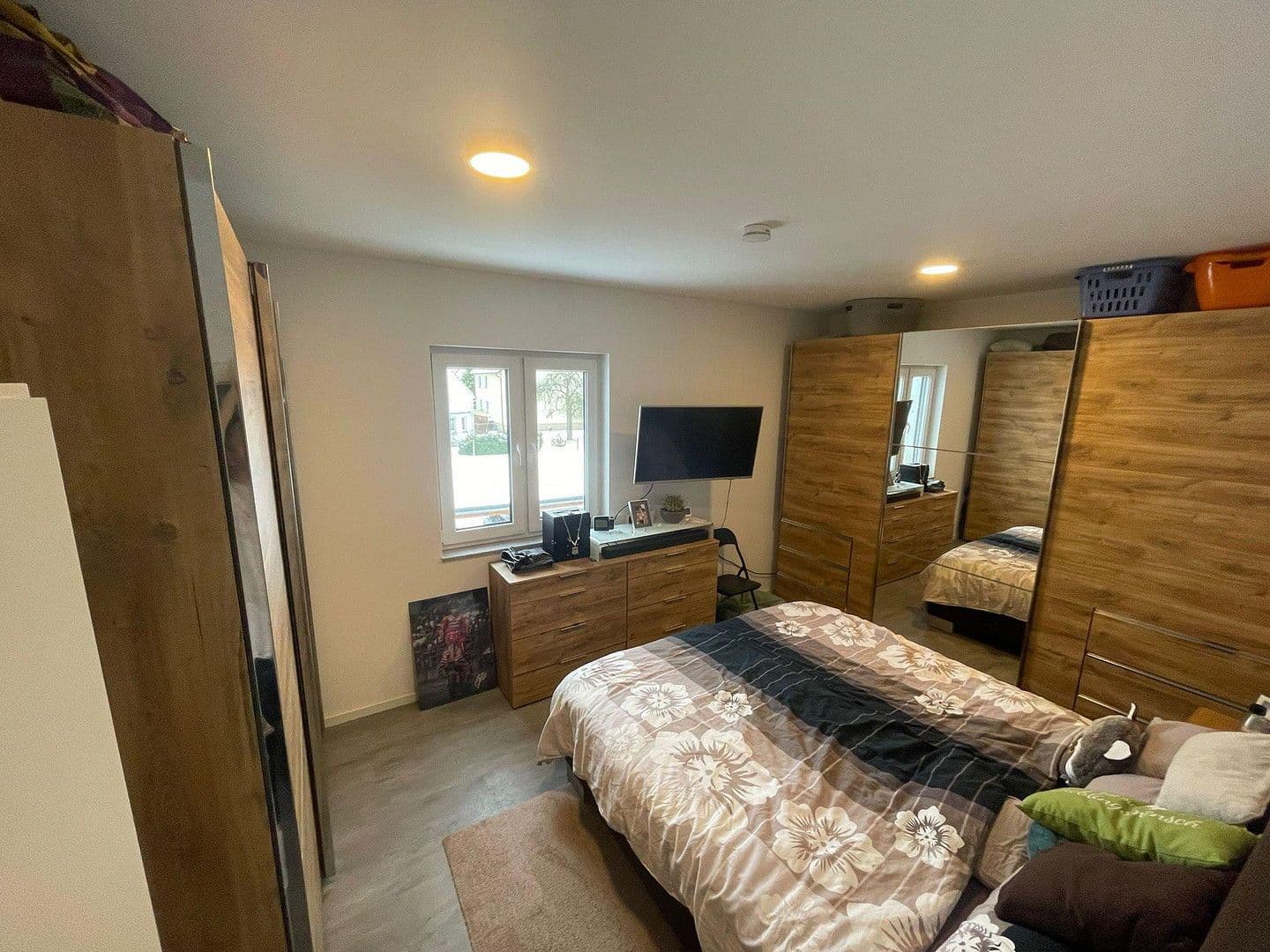 Pronájem bytu 3+1 90 m², Goethestraße 4, Sarstedt, Dolní Sasko Pronájem bytu 3+1 90 m², Goethestraße 4, Sarstedt, Dolní Sasko