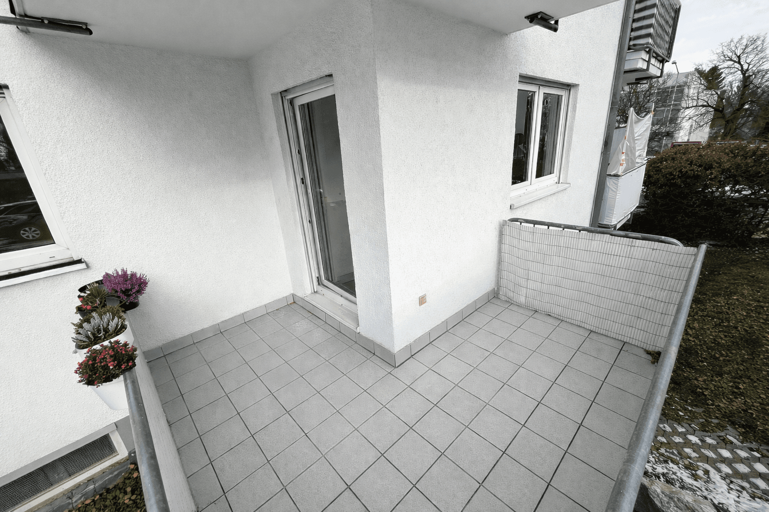 Pronájem bytu 2+1 64 m², Daimlerstr. 14, Wiesbaden, Hessen Pronájem bytu 2+1 64 m², Daimlerstr. 14, Wiesbaden, Hessen